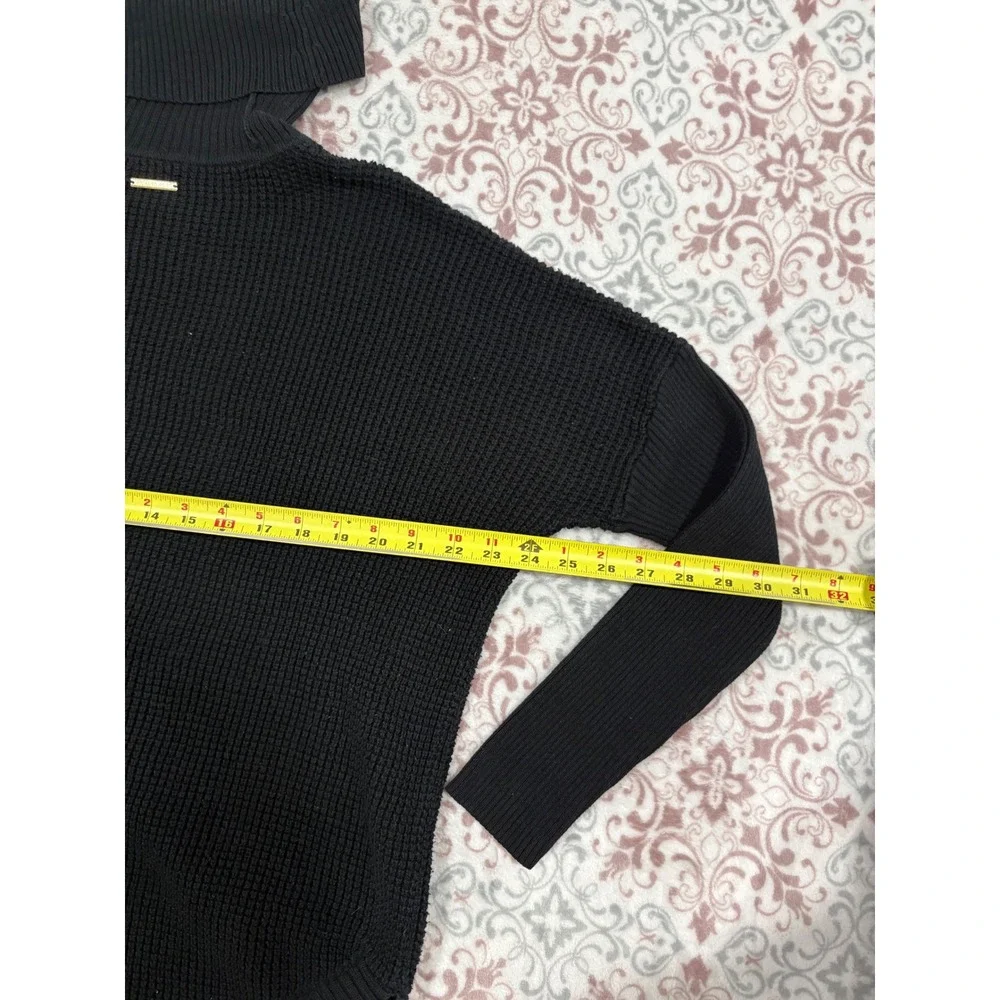 Michael Kors Black Waffle Knit Turtleneck Sweater Ribbed Sleeve Gold Logo Tag